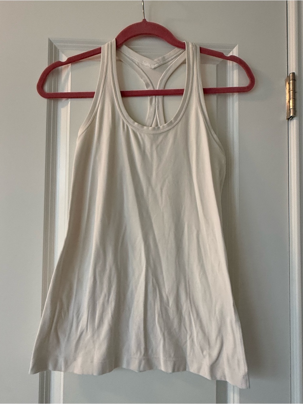 Lululemon white creme tank top, size 6